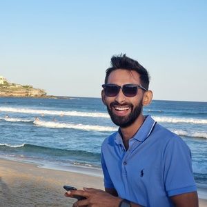 Meet your Posher, Smit